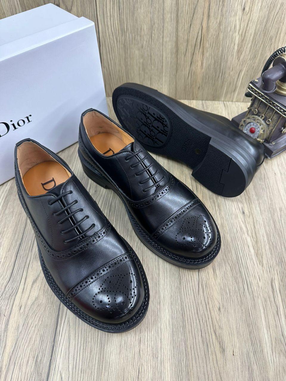 Sapato de Luxo Dior