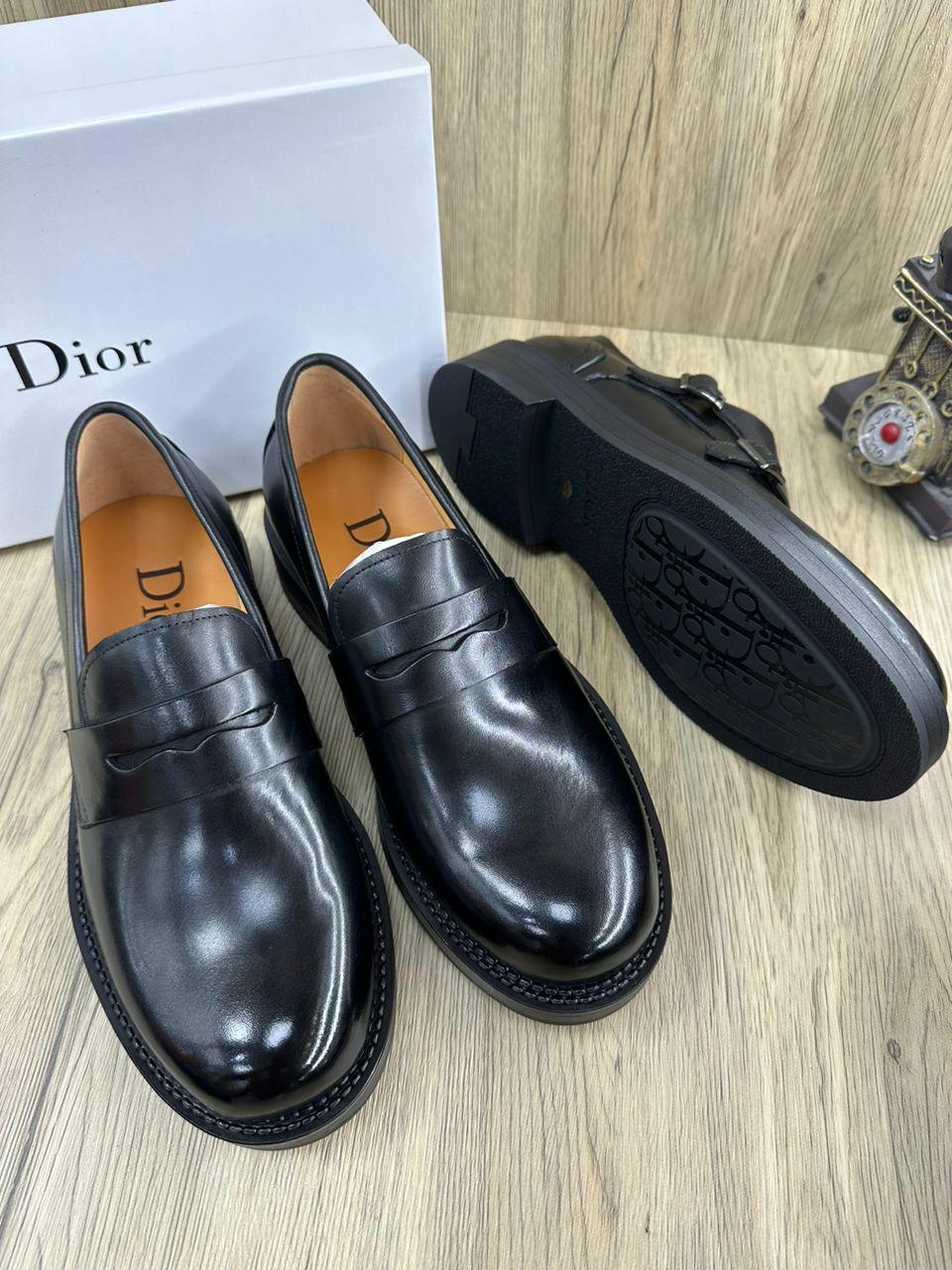 Sapato de Luxo Dior